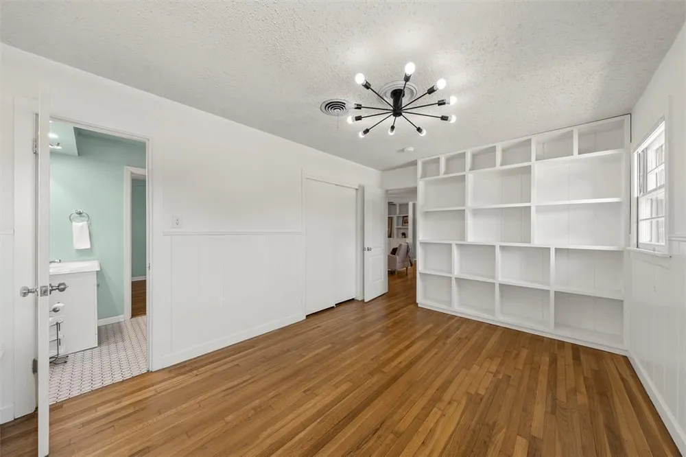 3924 N 30th St, Waco, TX 76708