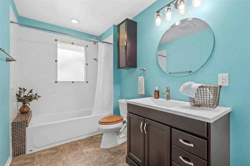 3924 N 30th St, Waco, TX 76708