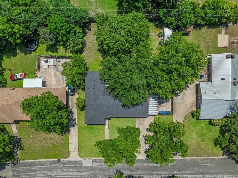 3924 N 30th St, Waco, TX 76708