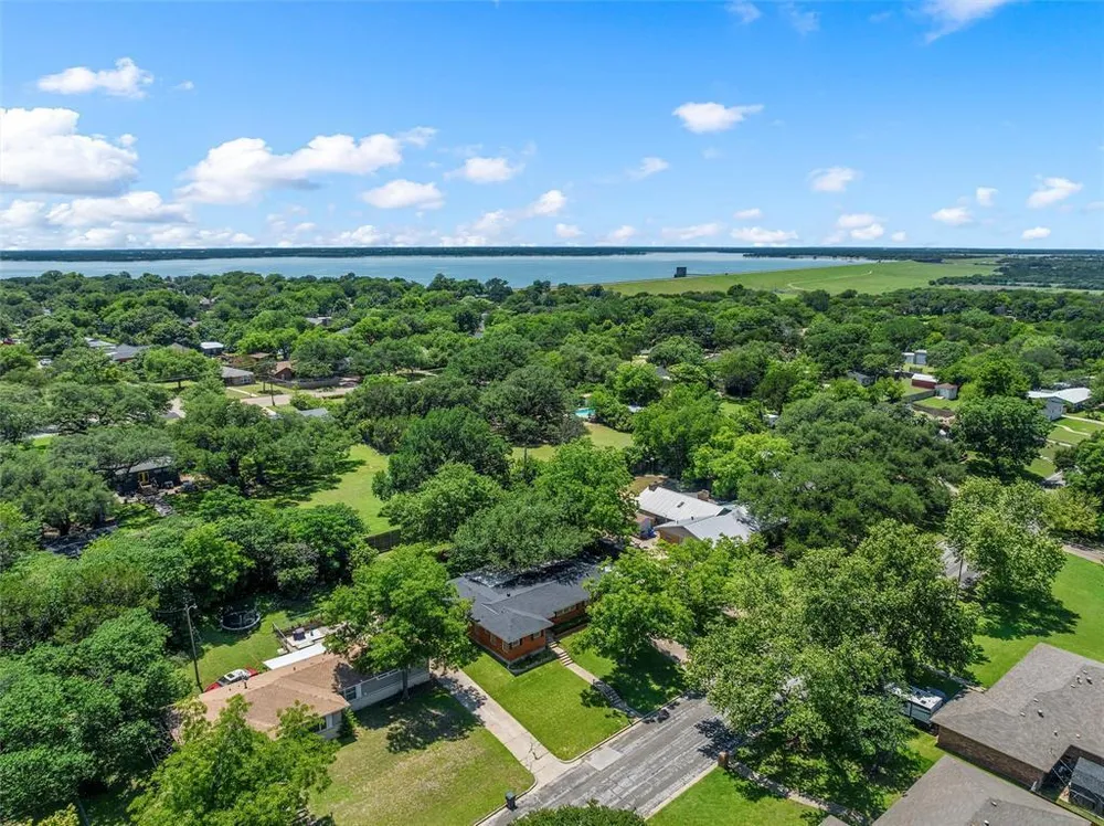 3924 N 30th St, Waco, TX 76708