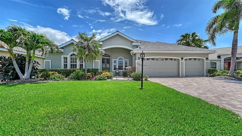 7151 Wainscott Ct, Sarasota, FL 34238