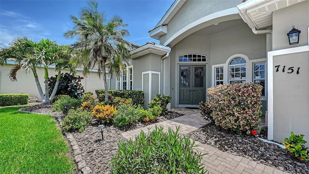 7151 Wainscott Ct, Sarasota, FL 34238