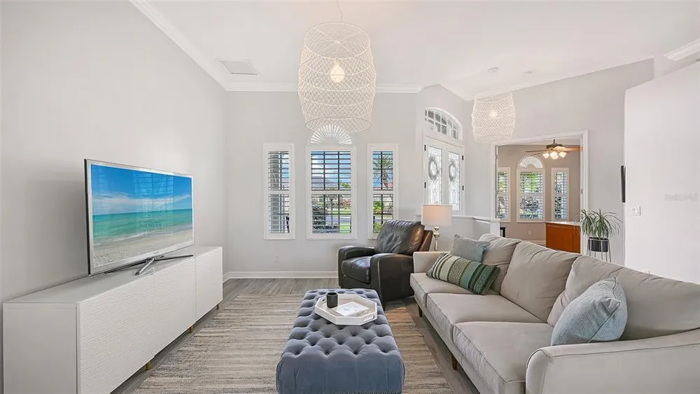 7151 Wainscott Ct, Sarasota, FL 34238