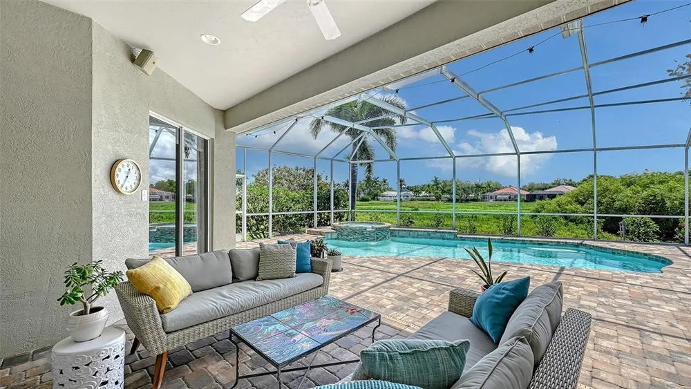 7151 Wainscott Ct, Sarasota, FL 34238