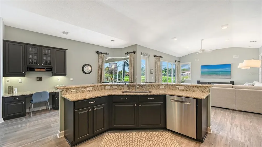 7151 Wainscott Ct, Sarasota, FL 34238