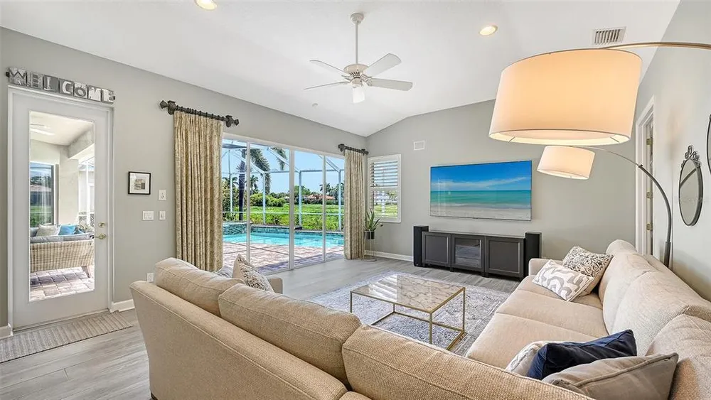 7151 Wainscott Ct, Sarasota, FL 34238