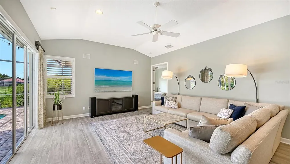 7151 Wainscott Ct, Sarasota, FL 34238