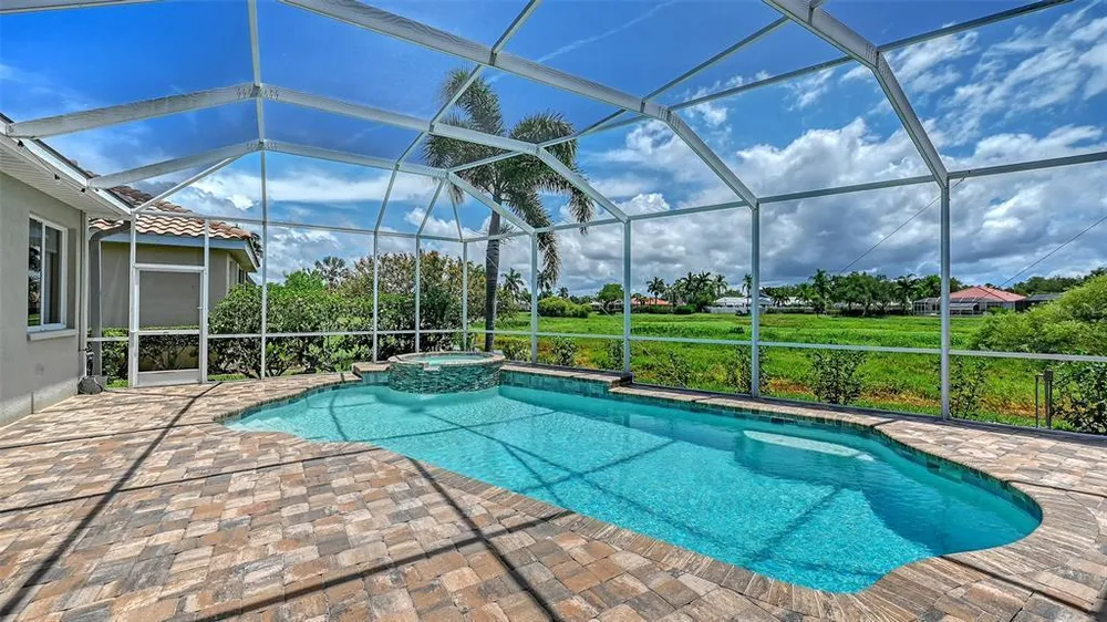 7151 Wainscott Ct, Sarasota, FL 34238