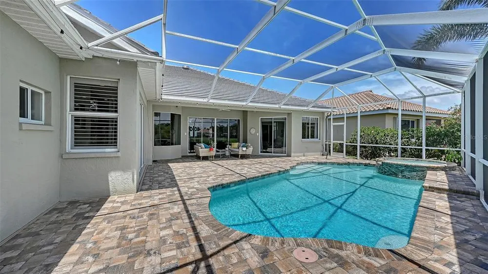 7151 Wainscott Ct, Sarasota, FL 34238