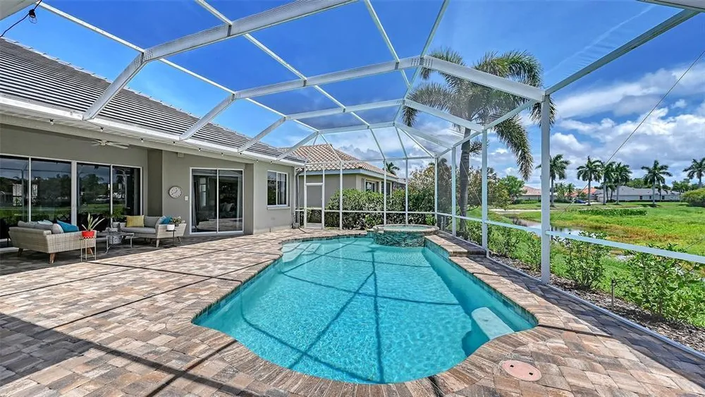 7151 Wainscott Ct, Sarasota, FL 34238
