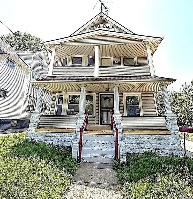 10514 Lamontier Ave, Cleveland, OH 44104