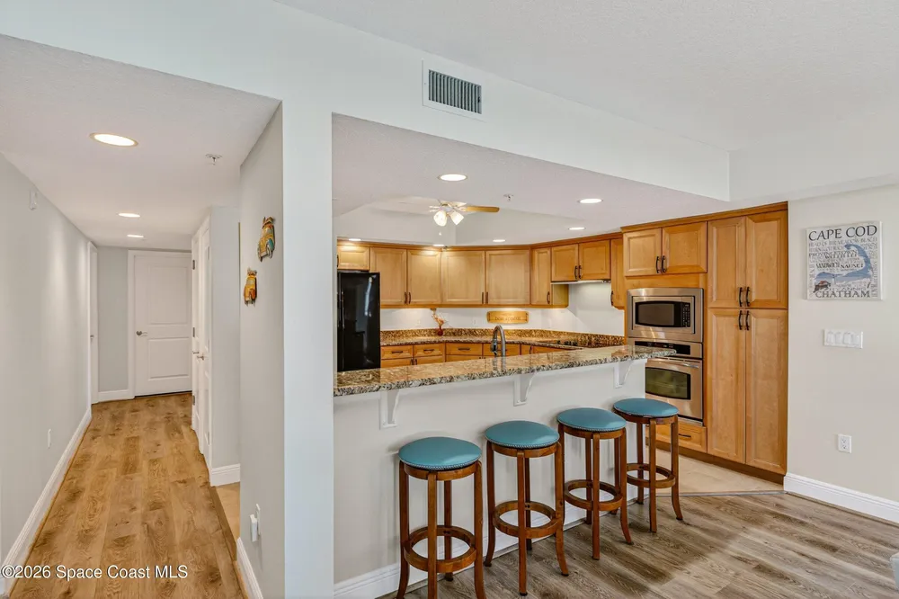 410 Hayes Ave, Cocoa Beach, FL 32931