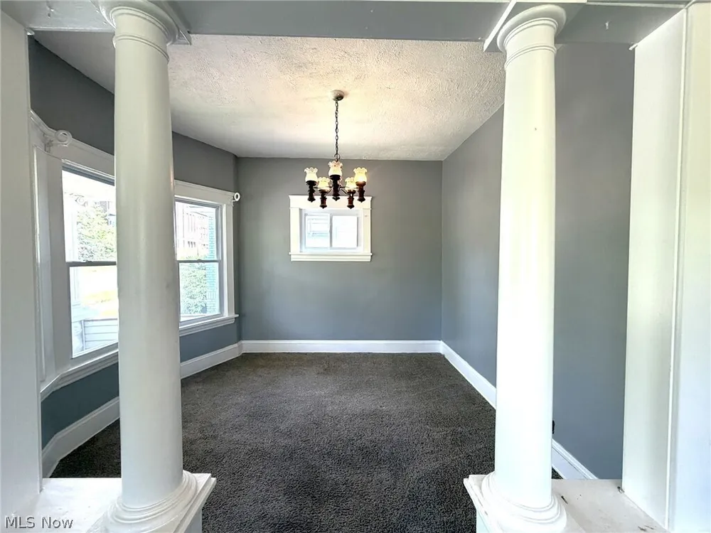 10514 Lamontier Ave, Cleveland, OH 44104