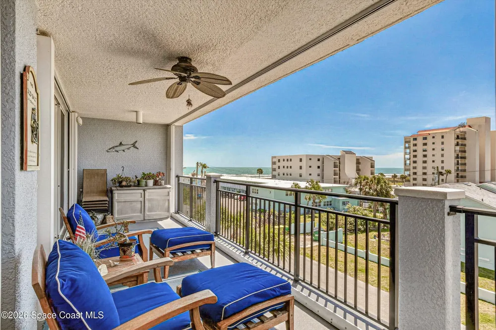 410 Hayes Ave, Cocoa Beach, FL 32931