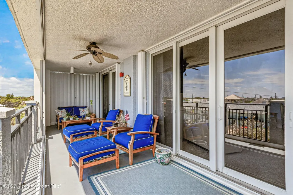 410 Hayes Ave, Cocoa Beach, FL 32931