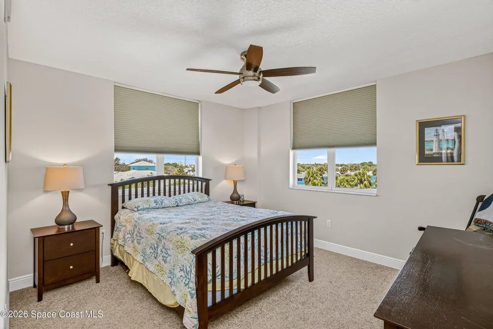 410 Hayes Ave, Cocoa Beach, FL 32931