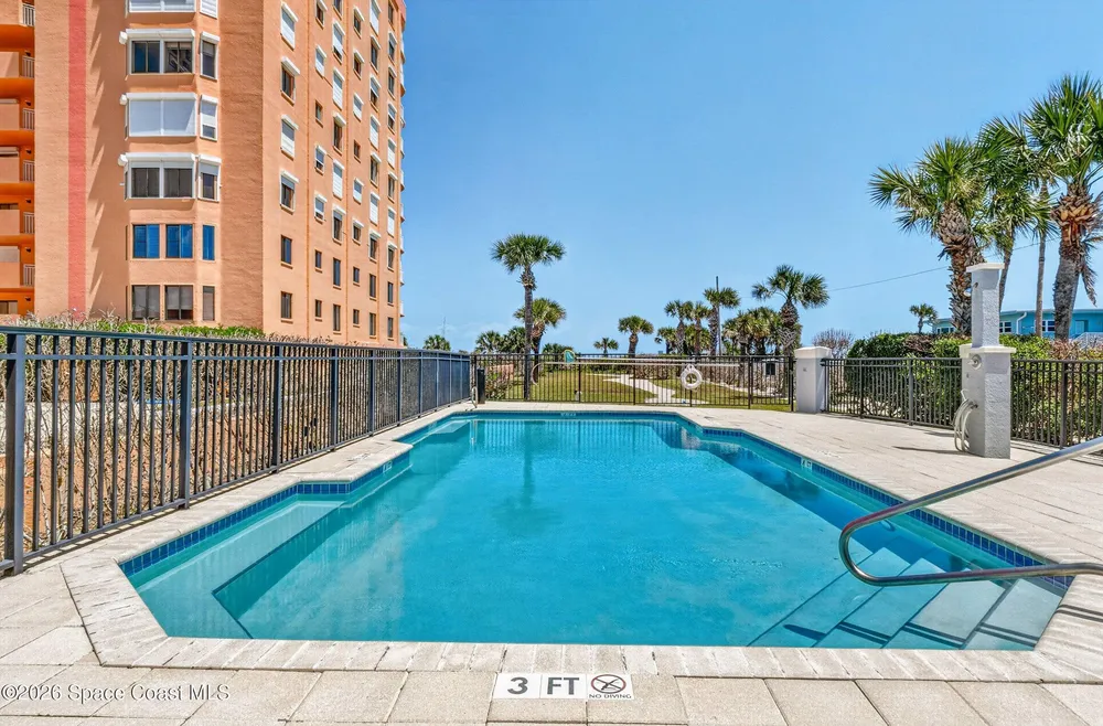 410 Hayes Ave, Cocoa Beach, FL 32931