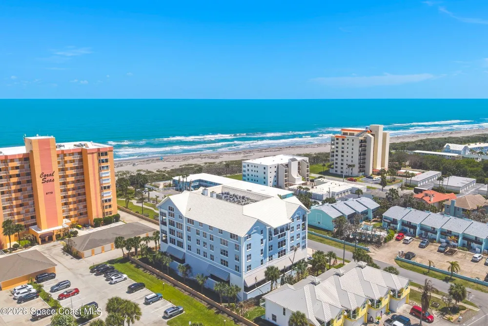 410 Hayes Ave, Cocoa Beach, FL 32931