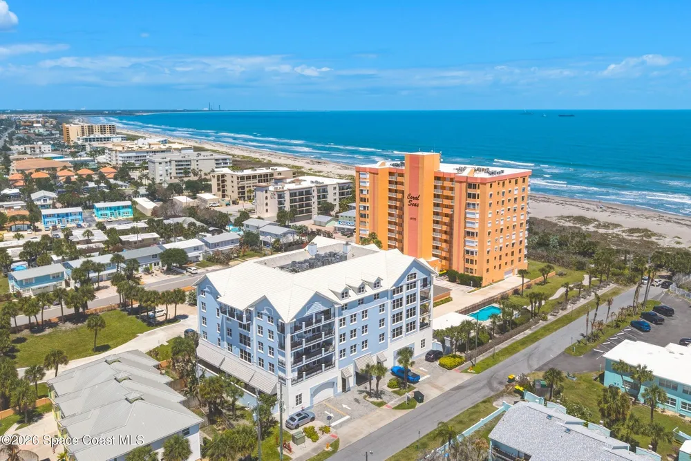 410 Hayes Ave, Cocoa Beach, FL 32931
