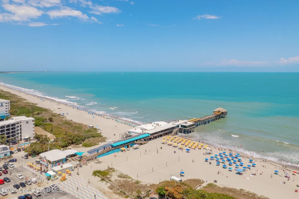 410 Hayes Ave, Cocoa Beach, FL 32931