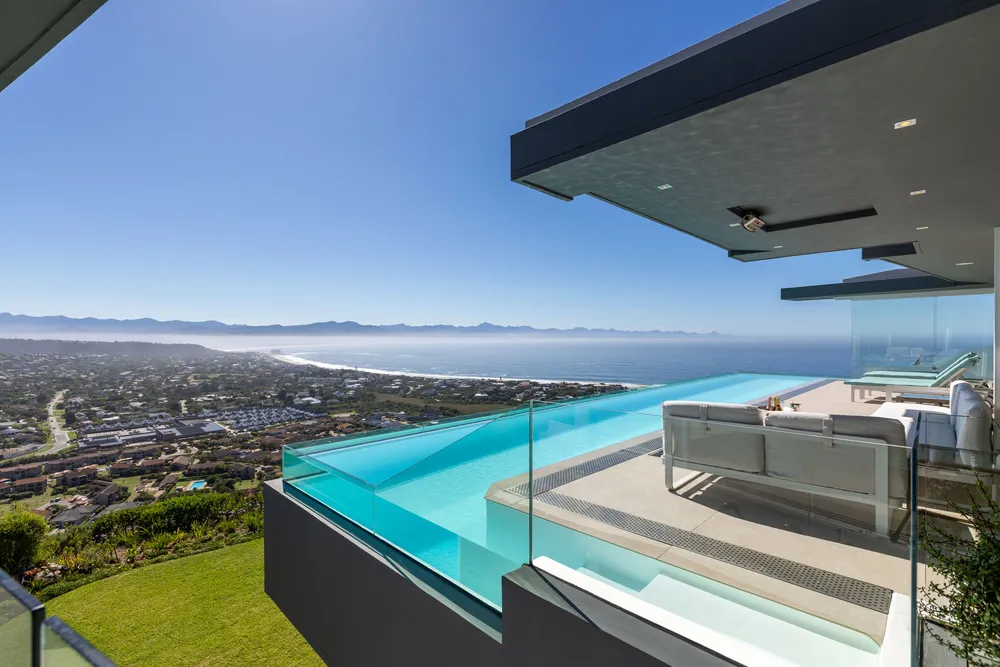 South Africa, Western Cape, Whale Rock Ridge