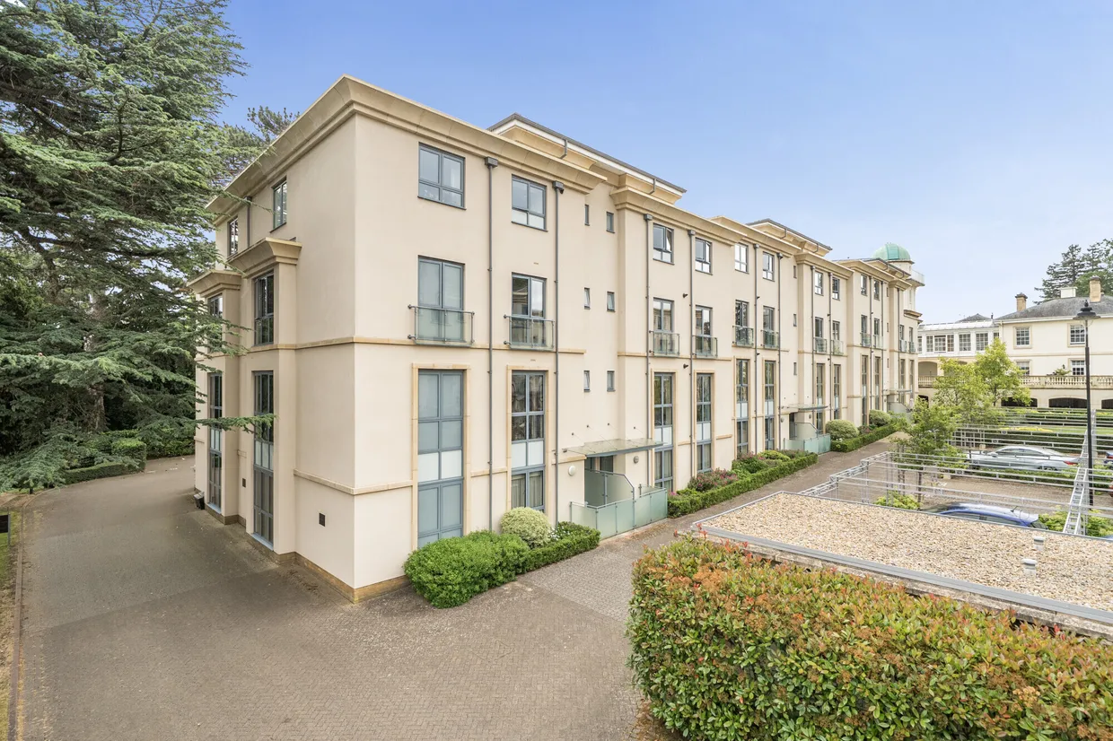 Humphris Place, Cheltenham, GL53 photo 1