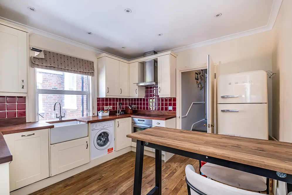Colehill Lane, London, SW6 photo 10