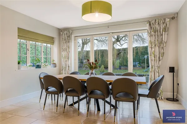 Craves Lane, Little Harrowden, NN9 photo 5