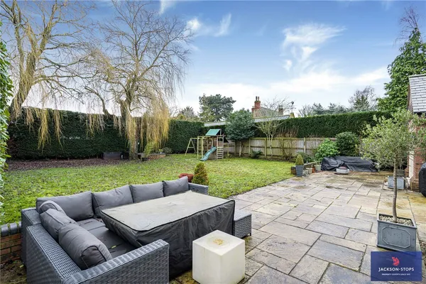 Craves Lane, Little Harrowden, NN9 photo 21
