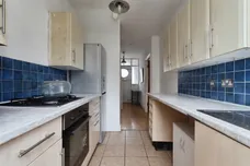 Hulse Avenue, Barking