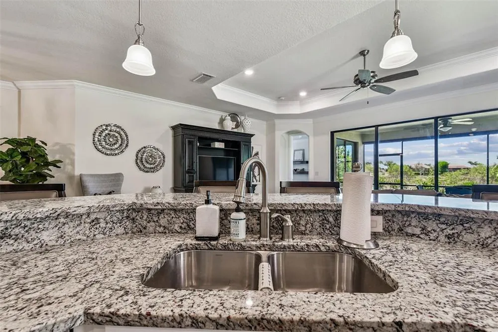 24253 Gallberry Dr, Venice, FL 34293