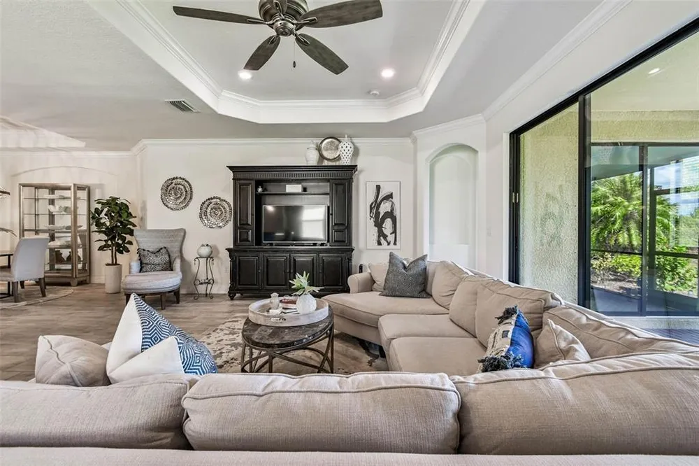 24253 Gallberry Dr, Venice, FL 34293