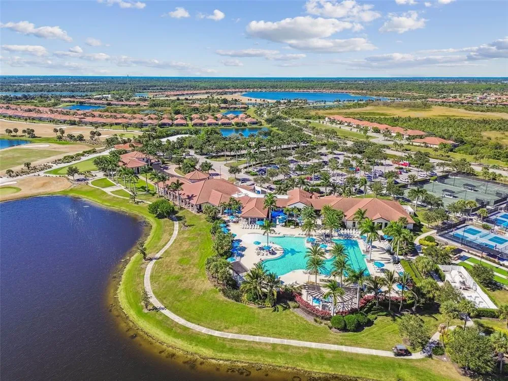 24253 Gallberry Dr, Venice, FL 34293