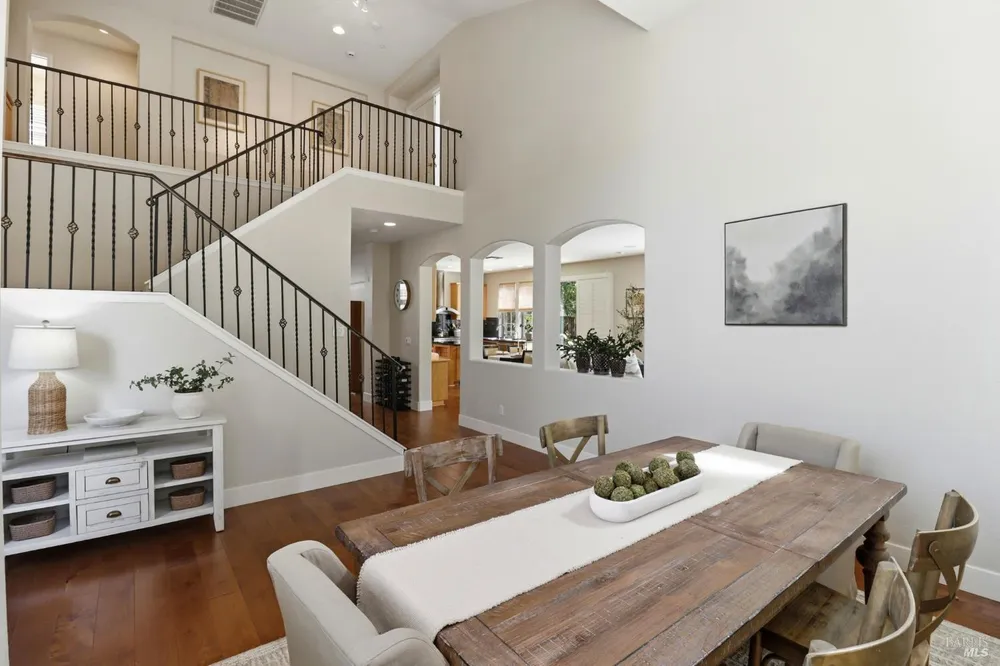 18 Richardson Rd, Novato, CA 94949