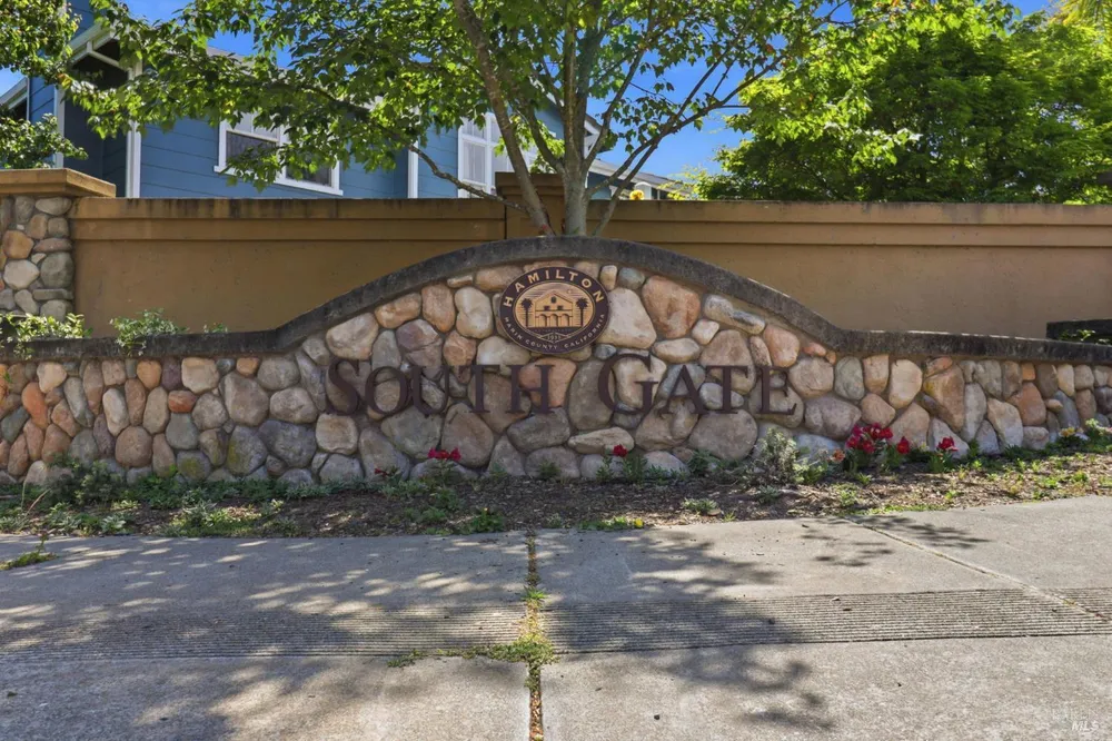 18 Richardson Rd, Novato, CA 94949