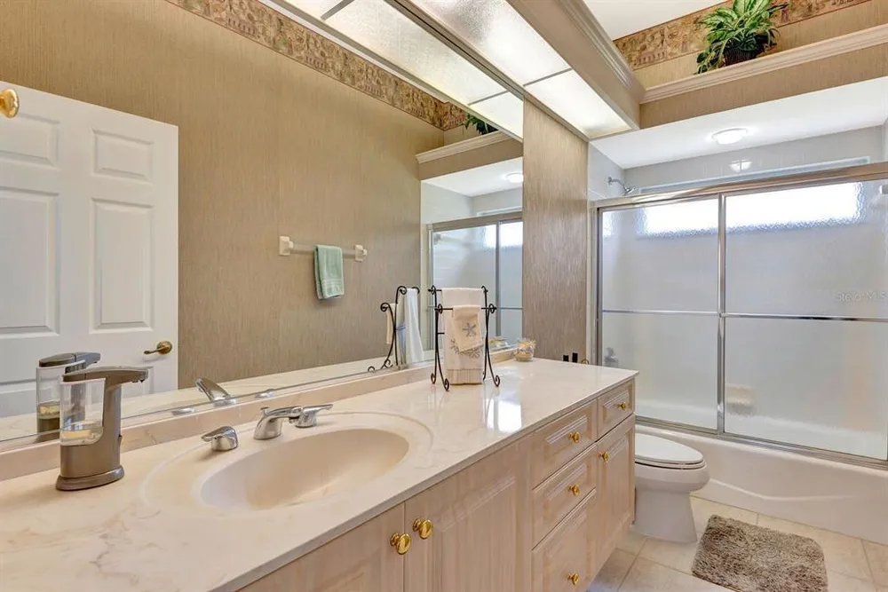 10005 Cherry Hills Avenue Circle, Bradenton, FL 34202