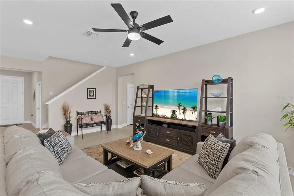 17727 Cantarina Cove, Bradenton, FL 34211