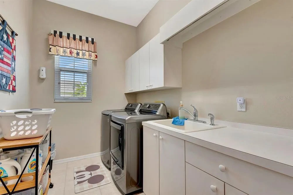 10005 Cherry Hills Avenue Circle, Bradenton, FL 34202
