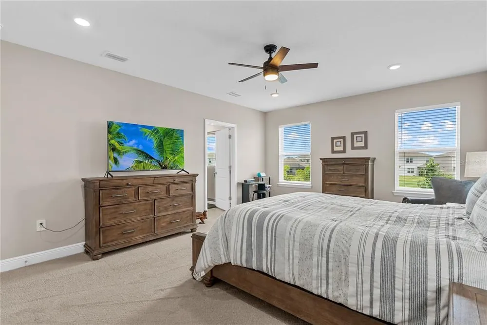 17727 Cantarina Cove, Bradenton, FL 34211
