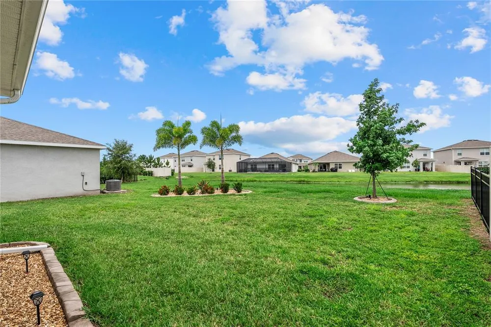 17727 Cantarina Cove, Bradenton, FL 34211