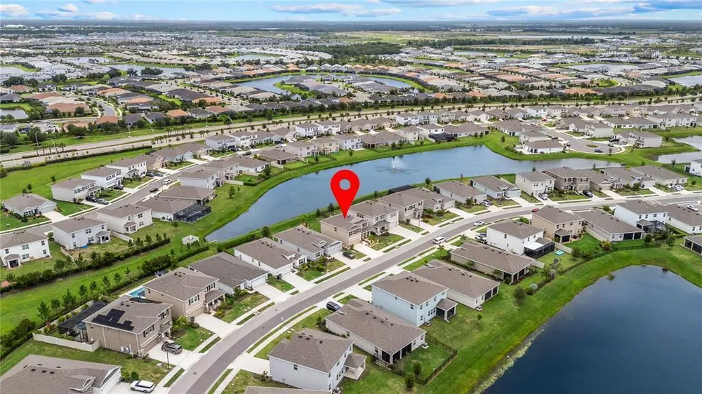 17727 Cantarina Cove, Bradenton, FL 34211