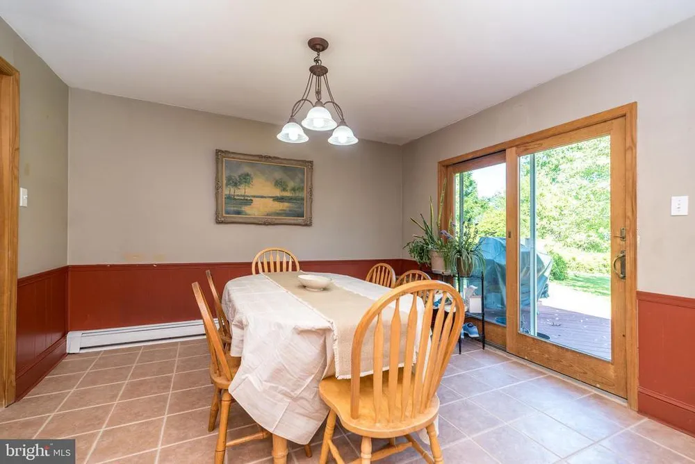 511 Upper Stump Rd, Chalfont, PA 18914