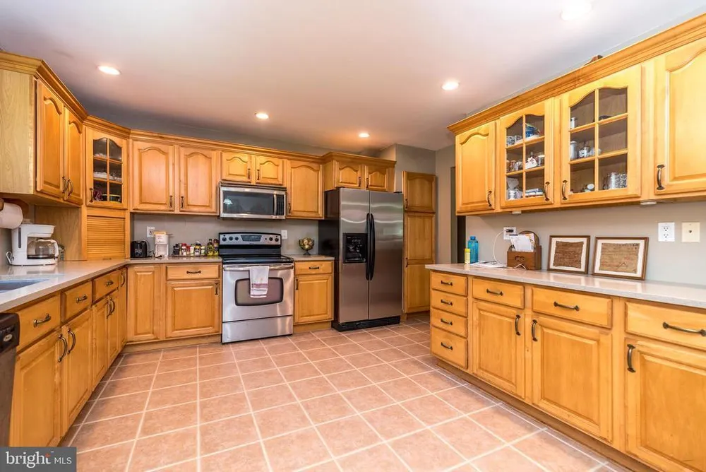 511 Upper Stump Rd, Chalfont, PA 18914