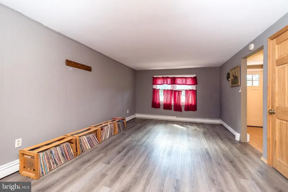 511 Upper Stump Rd, Chalfont, PA 18914