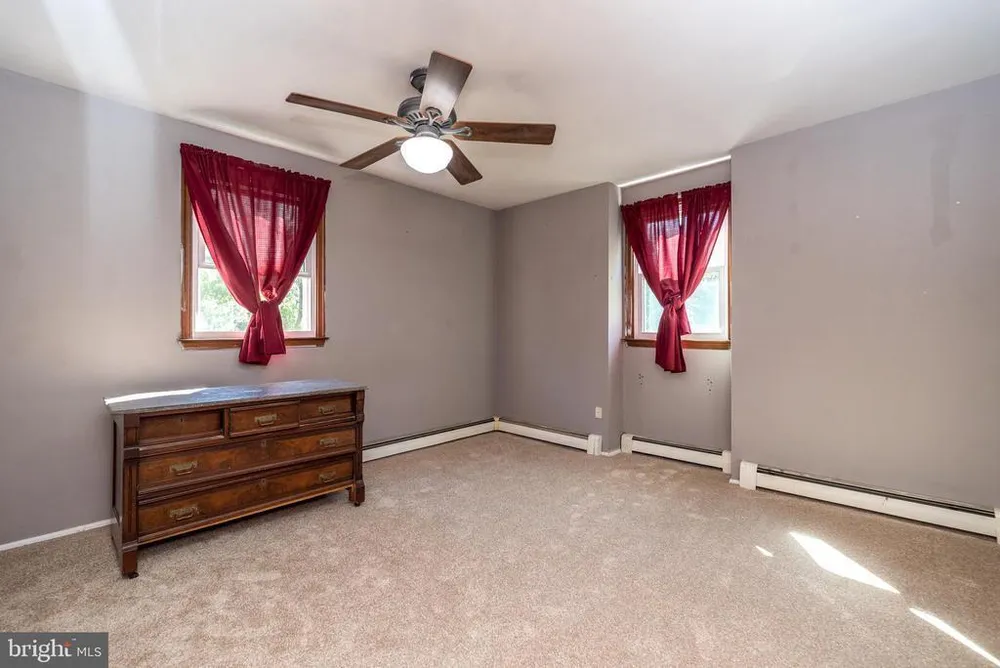 511 Upper Stump Rd, Chalfont, PA 18914