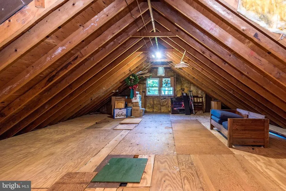 511 Upper Stump Rd, Chalfont, PA 18914