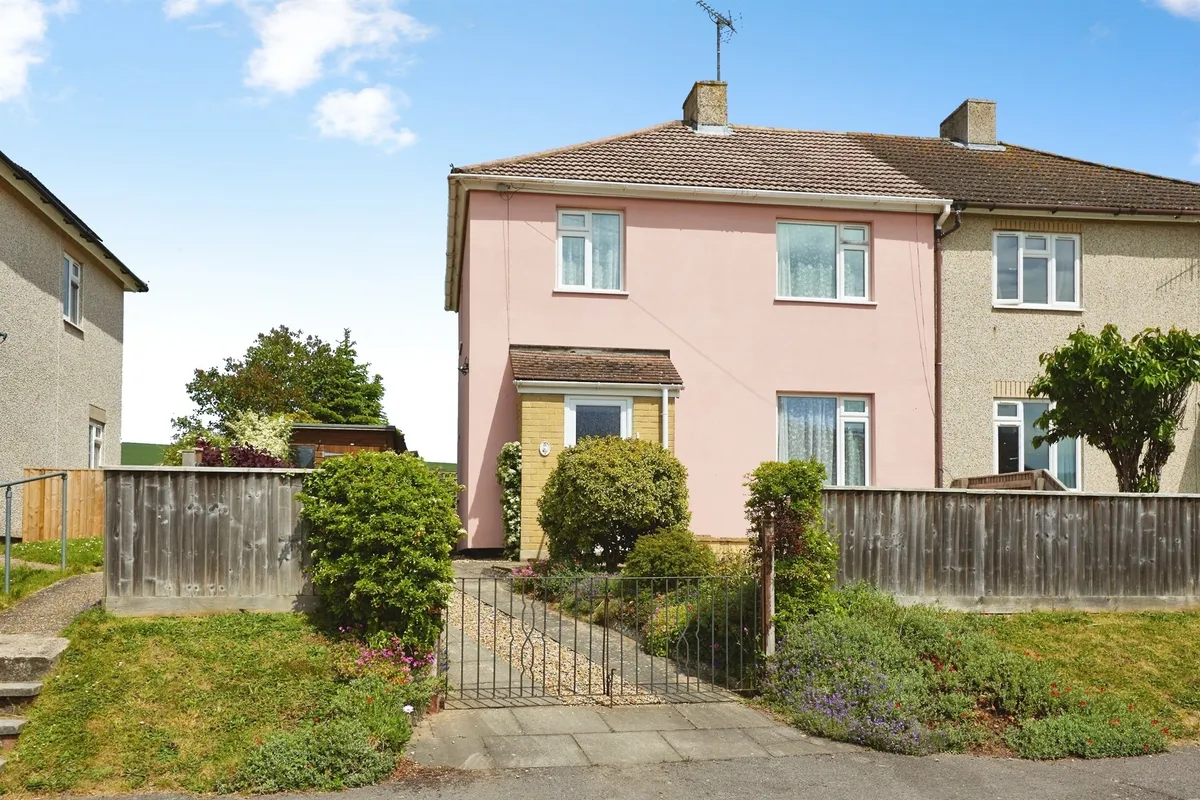 Vale View Road, South Newton, Salisbury