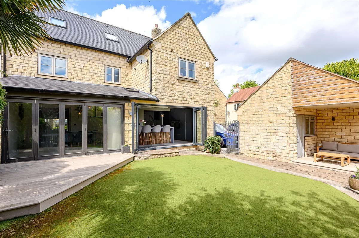 Nunnery Way, Clifford, LS23