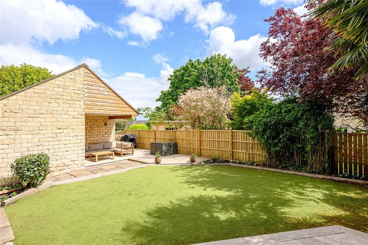 Nunnery Way, Clifford, LS23