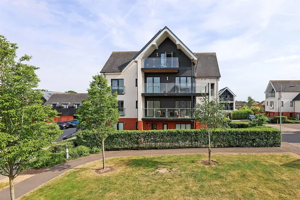 Tippett Lane, Oxted, Surrey, RH8